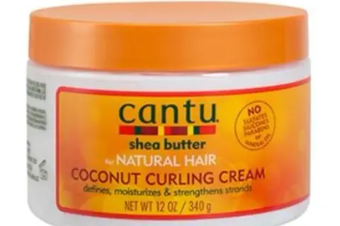 Cantu krem do stylizacji – jak uzyskać idealne loki bez puszenia?